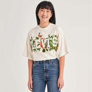 NWT Levi's oversized tshirt